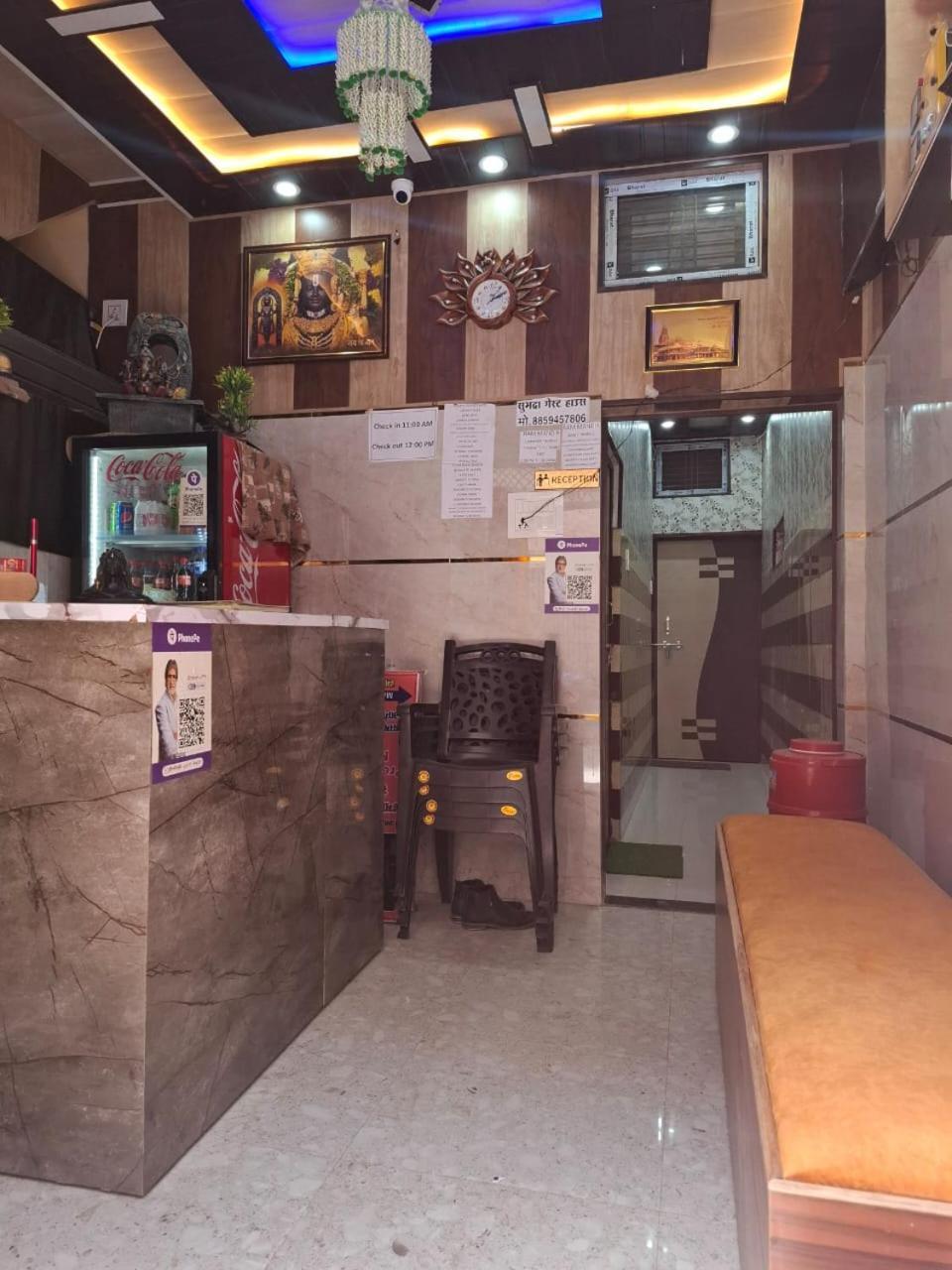 Hotel Sgh Subhadra Guest House Ayodhya Buitenkant foto