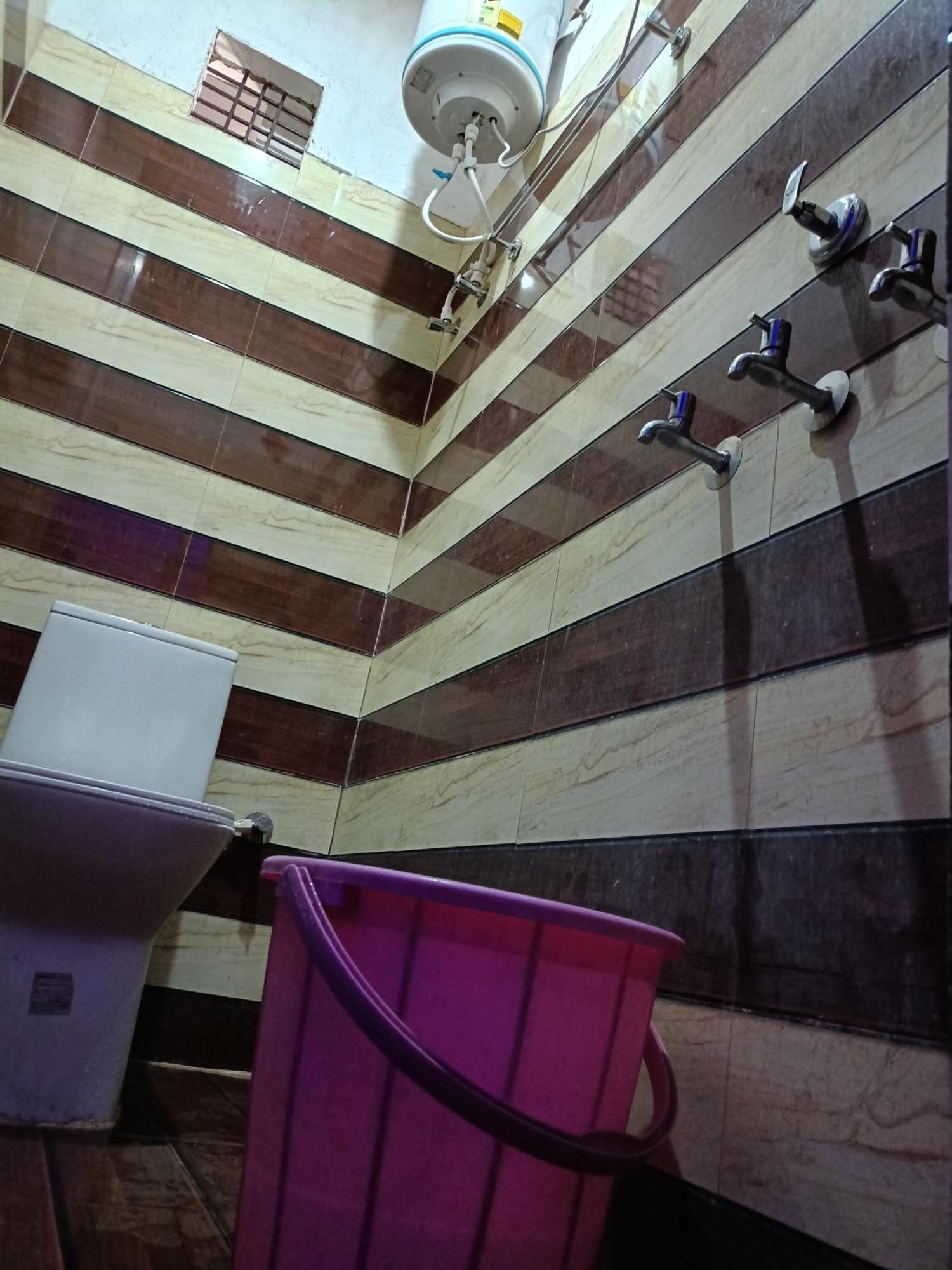 Hotel Sgh Subhadra Guest House Ayodhya Buitenkant foto